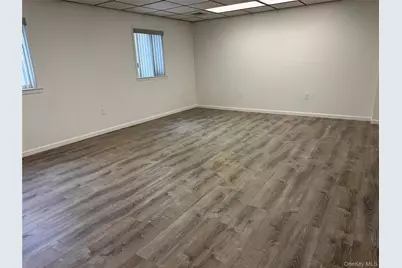 387A Jericho Turnpike #2, Floral Park, NY 11001 - Photo 3