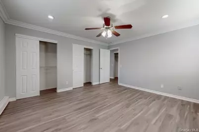 1750 W Main Street #C16, Riverhead, NY 11901 - Photo 7