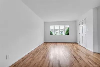 344 N Hickory Street, Massapequa, NY 11758 - Photo 3