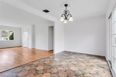 344 N Hickory Street, Massapequa, NY 11758 - Photo 5