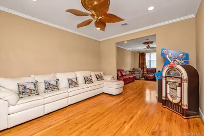 1674 Birch Drive, Merrick, NY 11566 - Photo 3