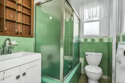 291 Lincoln Street, Franklin Square, NY 11010 - Photo 9