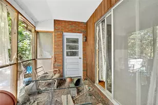 25 Russell Rd, Newburgh, NY 12550 - Photo 17