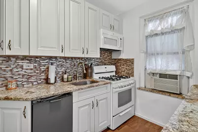 601 Pelham Parkway N #106, Bronx, NY 10467 - Photo 19