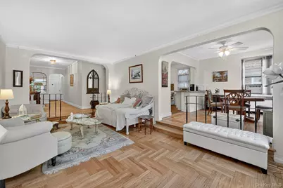 601 Pelham Parkway N #106, Bronx, NY 10467 - Photo 13