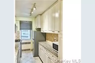 411 E 53rd Street #8L, New York, NY 10022 - Photo 17