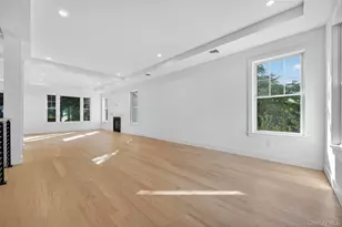 5 Pepperday Ave, Port Washington, NY 11050 - Photo 17