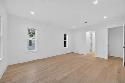 5 Pepperday Avenue, Port Washington, NY 11050 - Photo 23