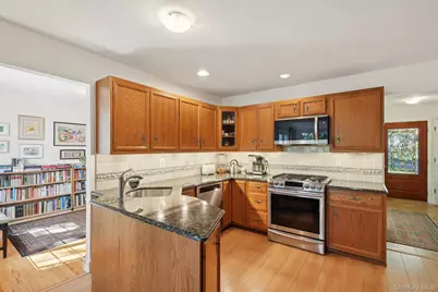 230 Cook Street, Huntington Station, NY 11746 - Photo 13