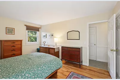 230 Cook Street, Huntington Station, NY 11746 - Photo 25