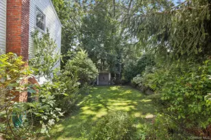 230 Cook St, Huntington Station, NY 11746 - Photo 39