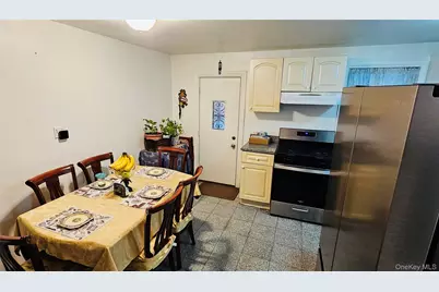 6728 Forest Avenue, Ridgewood, NY 11385 - Photo 5