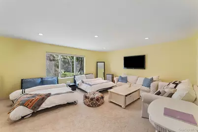 16 Elizabeth Lane, Quogue, NY 11959 - Photo 11