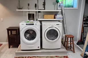 289 Carleton Dr E, Shirley, NY 11967 - Photo 11