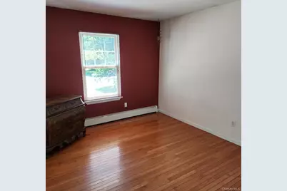 289 Carleton Drive E, Shirley, NY 11967 - Photo 9