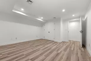 4 Angelas Pl, Bronx, NY 10465 - Photo 35