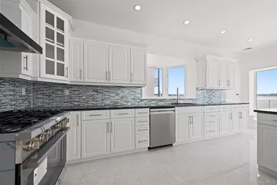 4 Angelas Place #1, Bronx, NY 10465 - Photo 7