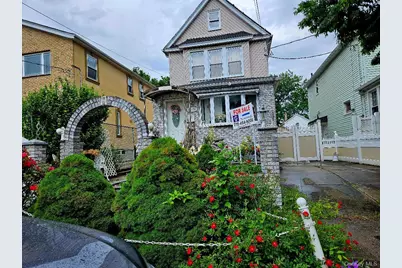 [Address not provided], Briarwood, NY 11435 - Photo 3