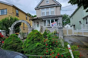 [Address not provided], Briarwood, NY 11435 - Photo 3