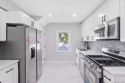 1686 Rosalind Avenue, Elmont, NY 11003 - Photo 11