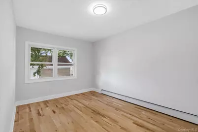 1686 Rosalind Avenue, Elmont, NY 11003 - Photo 17