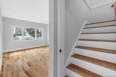 1686 Rosalind Avenue, Elmont, NY 11003 - Photo 29