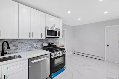 1686 Rosalind Avenue, Elmont, NY 11003 - Photo 13