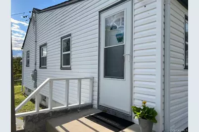 443 Adirondack Drive, Farmingville, NY 11738 - Photo 13