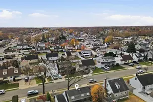 207 N Nassau Ave, Massapequa, NY 11758 - Photo 31