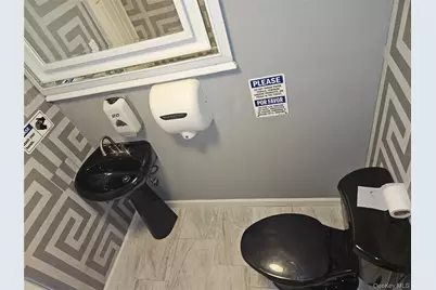 19910 Hollis Avenue, Hollis, NY 11423 - Photo 7