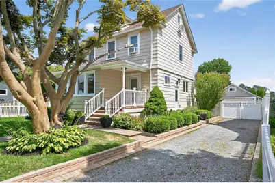 26 9th Street, Locust Valley, NY 11560 - Photo 3