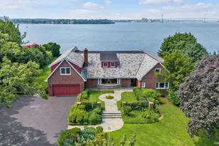 22 Martin Ct, Great Neck, NY 11024 - Photo 27