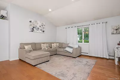 68 Crestwood Drive, Shirley, NY 11967 - Photo 5