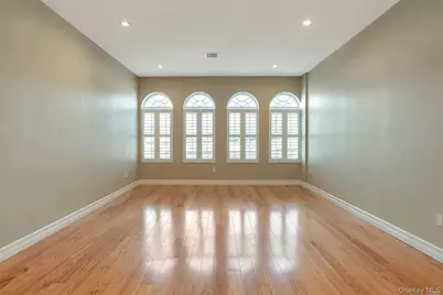 10 Wall Street #3A, Huntington, NY 11743 - Photo 7