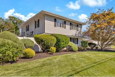 23 Allegheny Drive W, Farmingville, NY 11738 - Photo 45