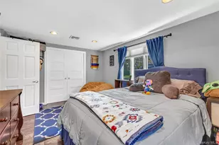 23 Allegheny Dr W, Farmingville, NY 11738 - Photo 27