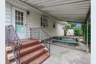 233 Lee Avenue, Hicksville, NY 11801 - Photo 25