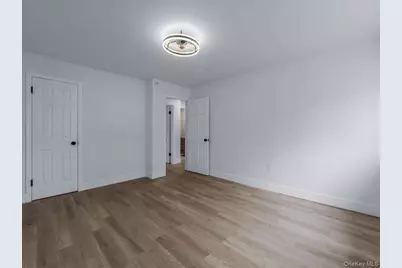 233 Lee Avenue, Hicksville, NY 11801 - Photo 15