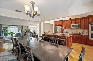 2998 Joyce Ln, Merrick, NY 11566 - Photo 9