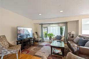 2998 Joyce Ln, Merrick, NY 11566 - Photo 9