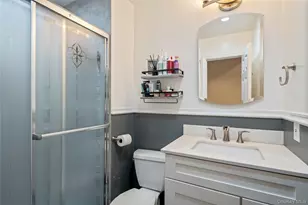 2998 Joyce Ln, Merrick, NY 11566 - Photo 17