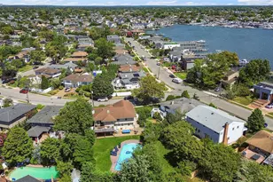 2998 Joyce Ln, Merrick, NY 11566 - Photo 41