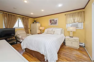 3357 Lawrence Avenue, Oceanside, NY 11572 - Photo 19