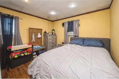 3357 Lawrence Avenue, Oceanside, NY 11572 - Photo 17