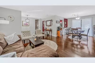 3 Wainscott Drive, Sound Beach, NY 11789 - Photo 15