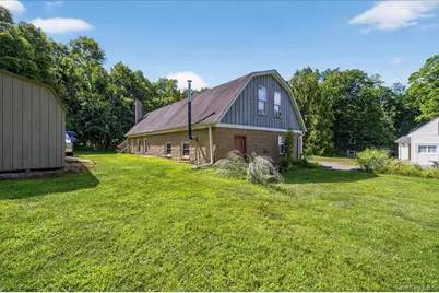 153-155 Schoolhouse Lane, Hopewell Junction, NY 12533 - Photo 7