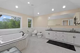 20 Stonewall Cir, West Harrison, NY 10604 - Photo 17