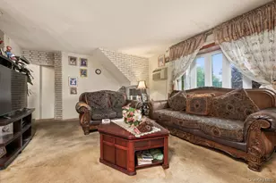 107-79 Watson Pl, Jamaica, NY 11433 - Photo 23