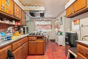 107-79 Watson Pl, Jamaica, NY 11433 - Photo 21