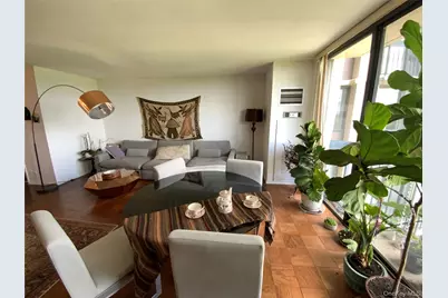 27110 Grand Central Parkway #7Y, Floral Park, NY 11005 - Photo 5